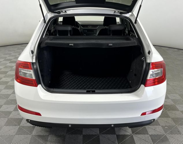 ŠKODA Octavia  Active
