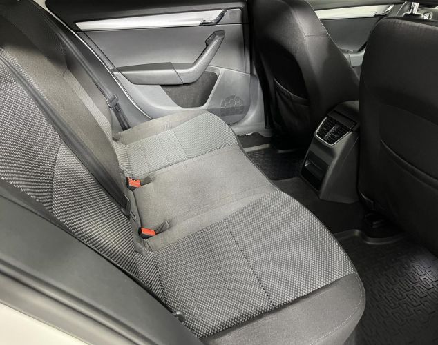 ŠKODA Octavia  Active