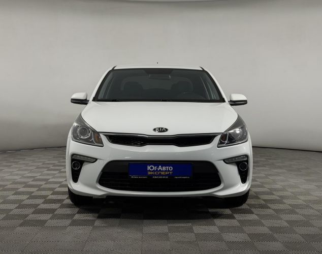 Kia Rio  Luxe Red Line