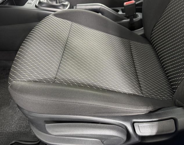 Kia Rio  Luxe Red Line