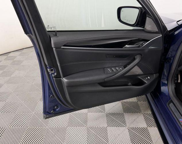 BMW 5 серия  530i
