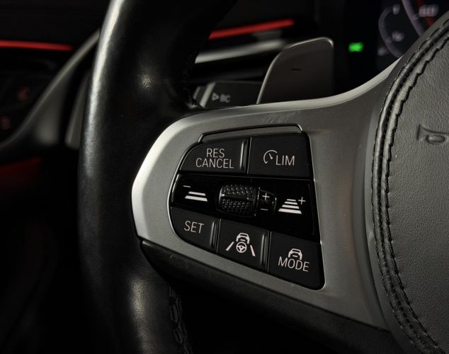 BMW 5 серия  530i
