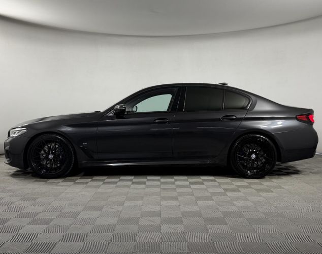 BMW 5 серия  