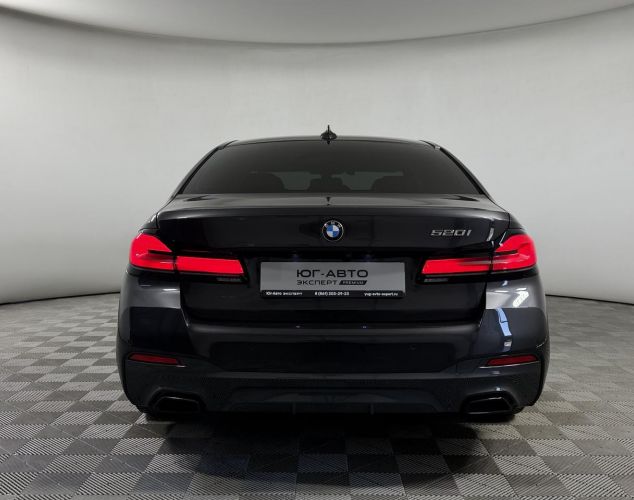 BMW 5 серия  
