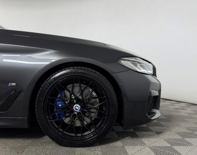BMW 5 серия  