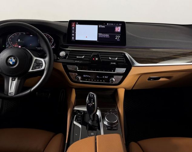 BMW 5 серия  