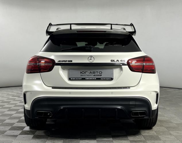 Mercedes-Benz GLA-Класс  