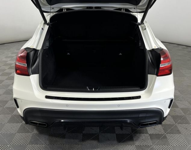 Mercedes-Benz GLA-Класс  