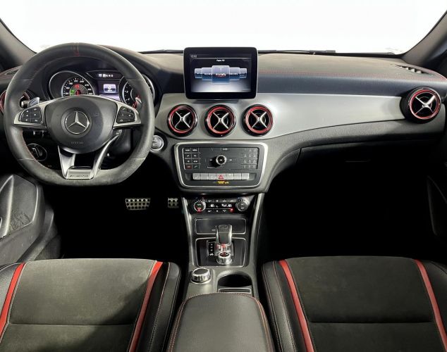 Mercedes-Benz GLA-Класс  