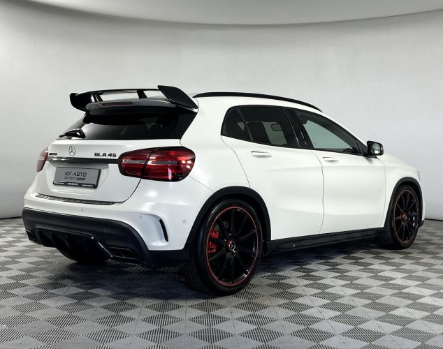 Mercedes-Benz GLA-Класс  