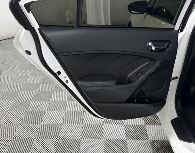 Kia Cerato  Luxe