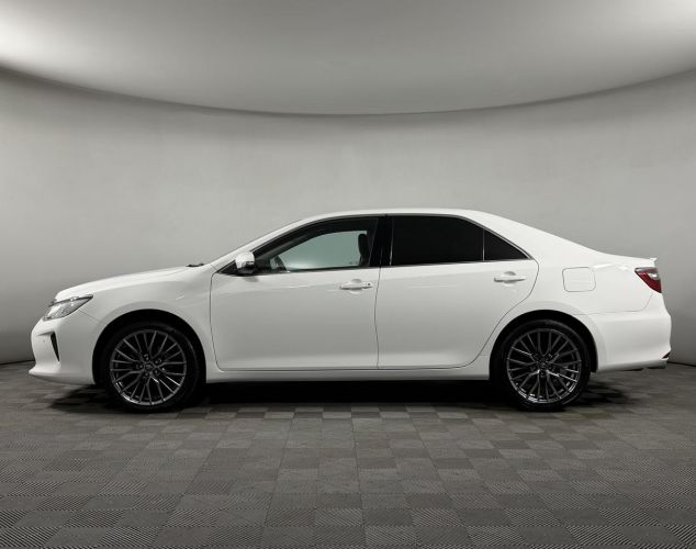 Toyota Camry  Элеганс плюс