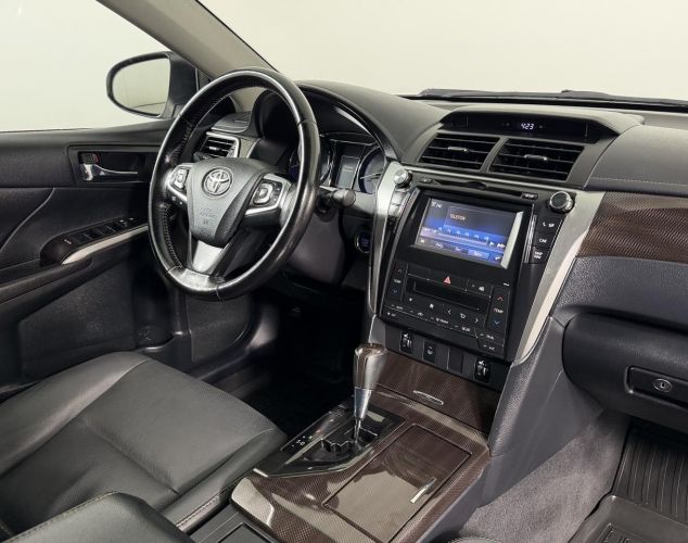 Toyota Camry  Элеганс плюс
