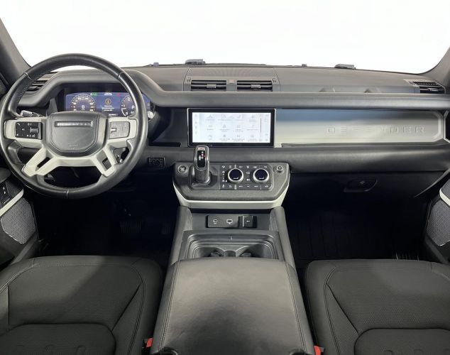 Land Rover Defender  X