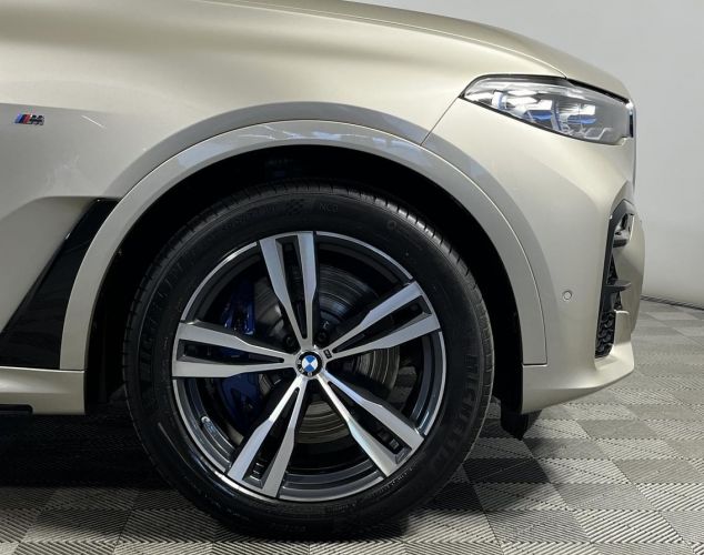 BMW X7  M Sport