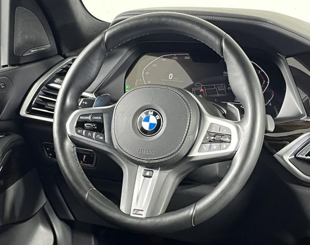 BMW X7  M Sport