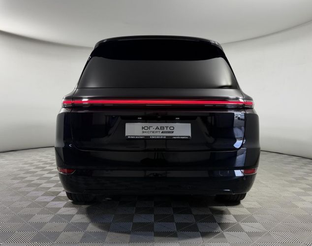 LiXiang (Li Auto) L9  