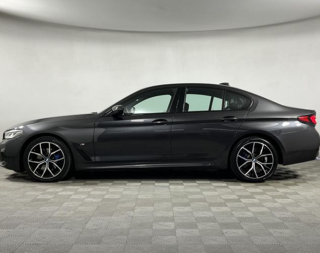 BMW 5 серия  