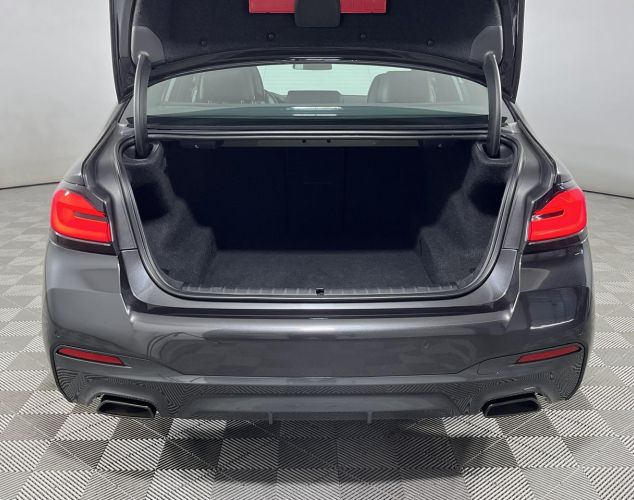 BMW 5 серия  