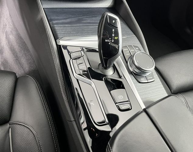 BMW 5 серия  
