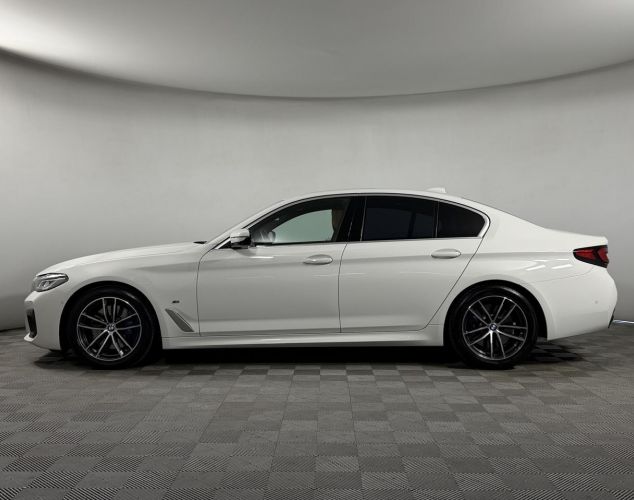 BMW 5 серия  