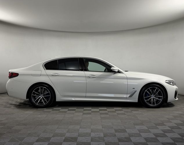 BMW 5 серия  