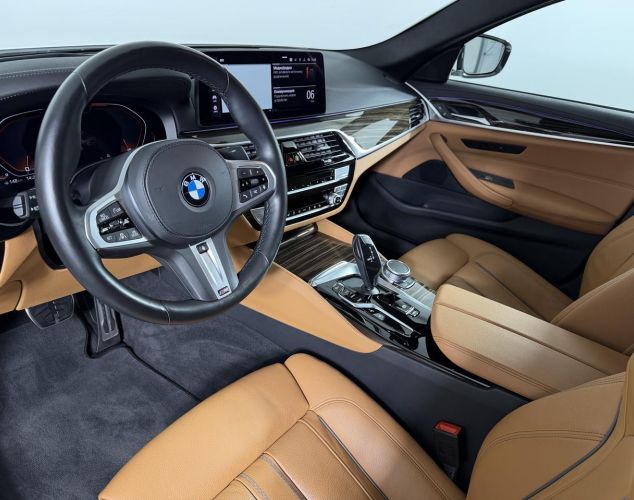 BMW 5 серия  