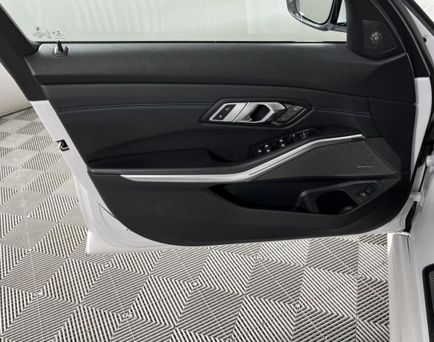 BMW 3 серия  320d xDrive M Sport
