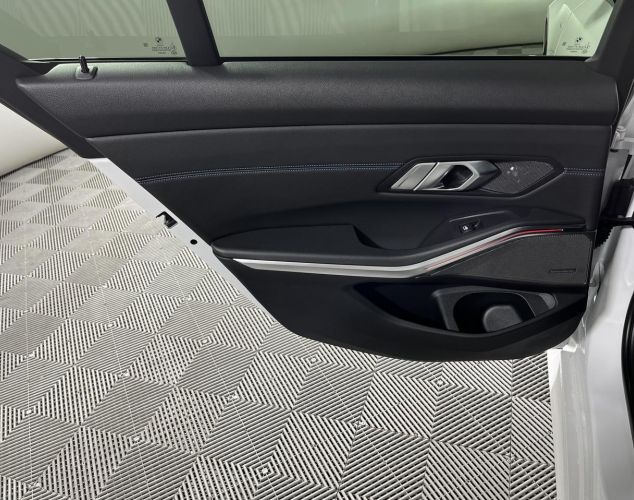 BMW 3 серия  320d xDrive M Sport