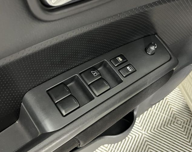 Nissan X-Trail  XE