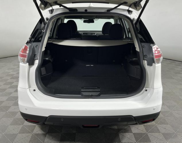 Nissan X-Trail  XE