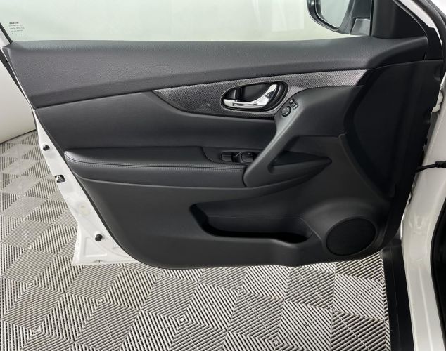 Nissan X-Trail  XE
