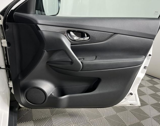 Nissan X-Trail  XE