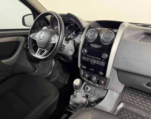 Renault Duster  Adventure