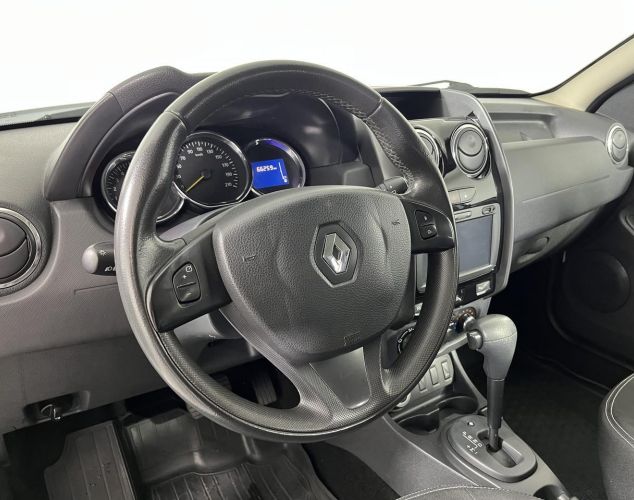 Renault Duster  Drive
