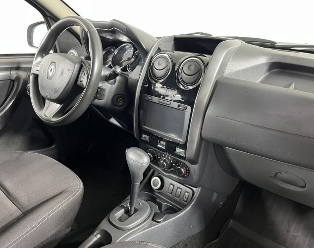 Renault Duster  Drive
