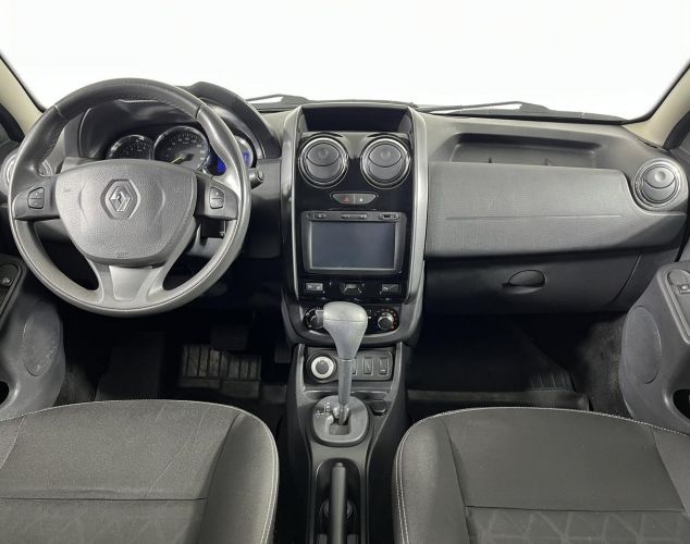 Renault Duster  Drive