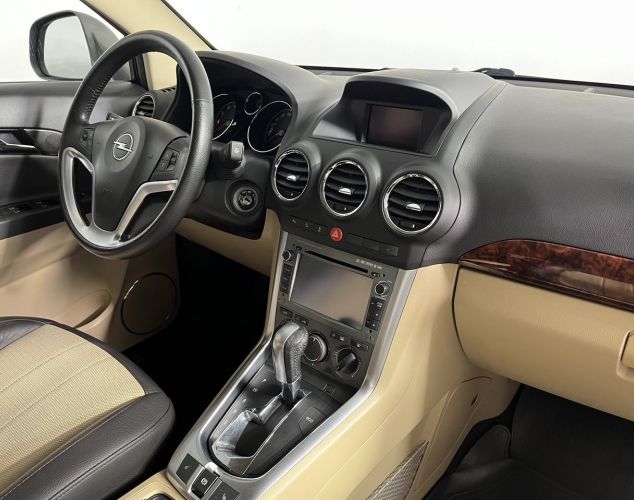 Opel Antara  
