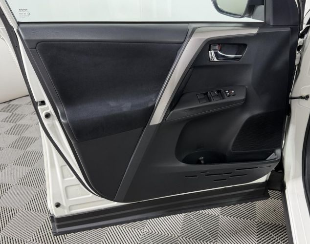 Toyota RAV4  Exclusive