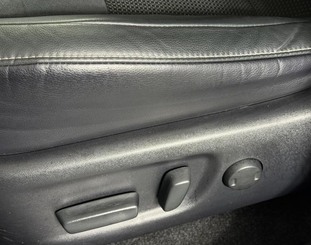 Toyota RAV4  Exclusive