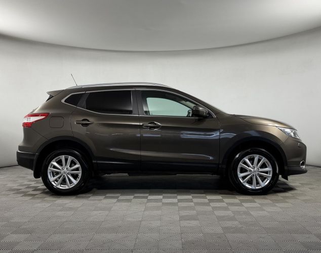 Nissan Qashqai  LE