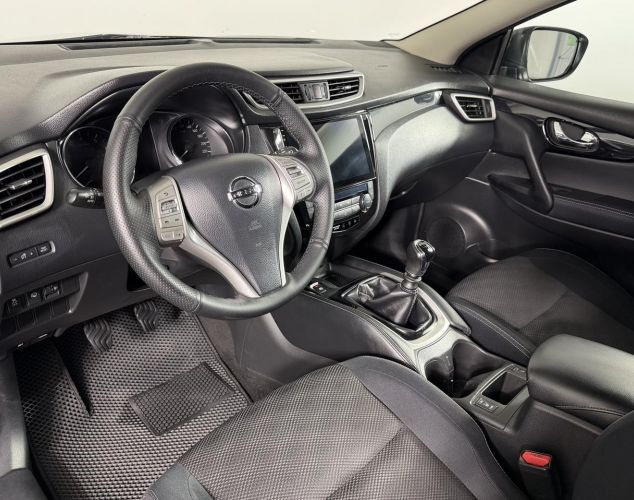 Nissan Qashqai  LE