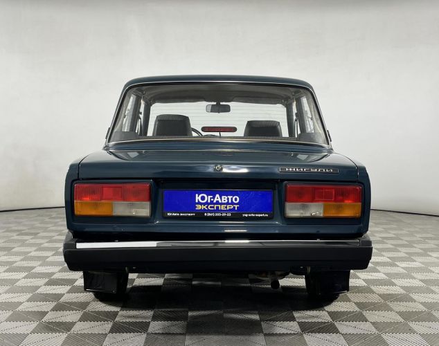 LADA (ВАЗ) 2107  Базовая