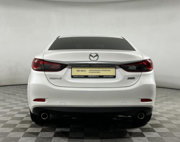 Mazda 6  