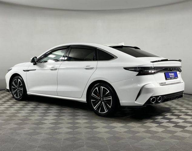 CHERY Arrizo 8  