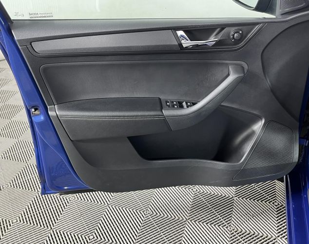SKODA Rapid  Hockey Edition