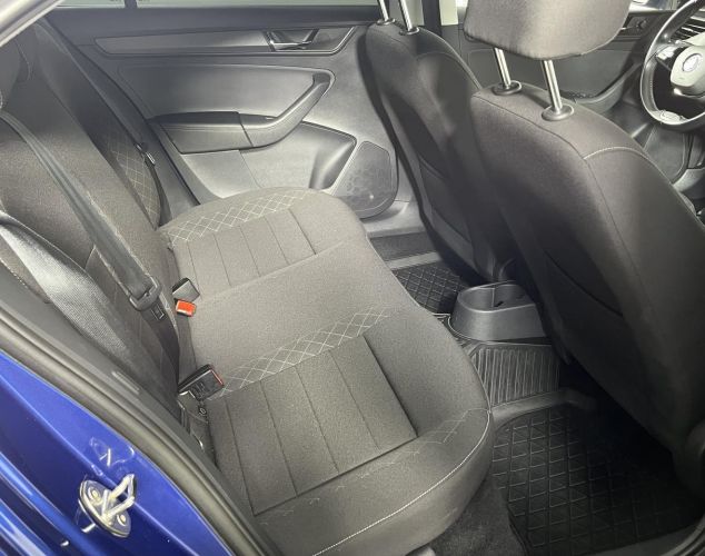SKODA Rapid  Hockey Edition