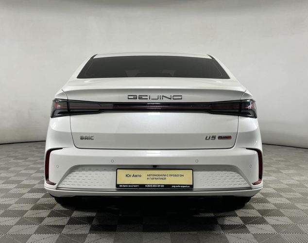 BAIC Ю5 Плюс (U5 Plus)  