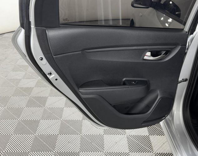Kia Rio  Luxe