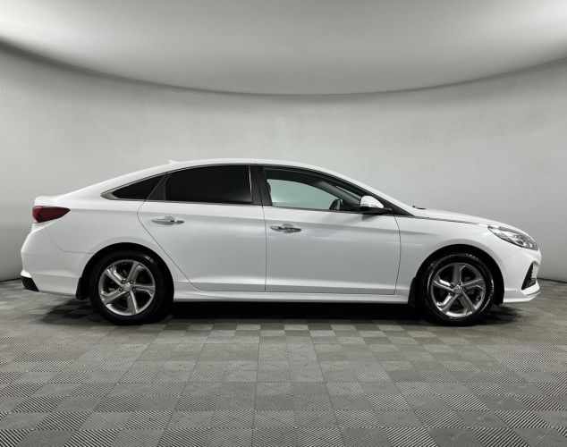 Hyundai Sonata  Style